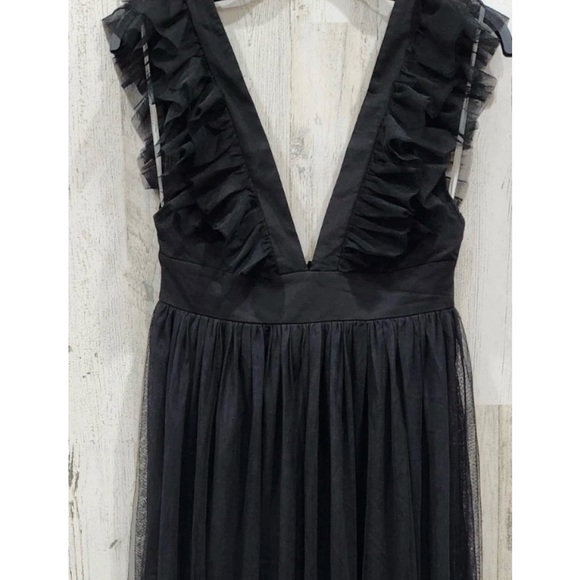 Lulu's Black Ruffle Maxi Dress Medium - Picture 3 of 5